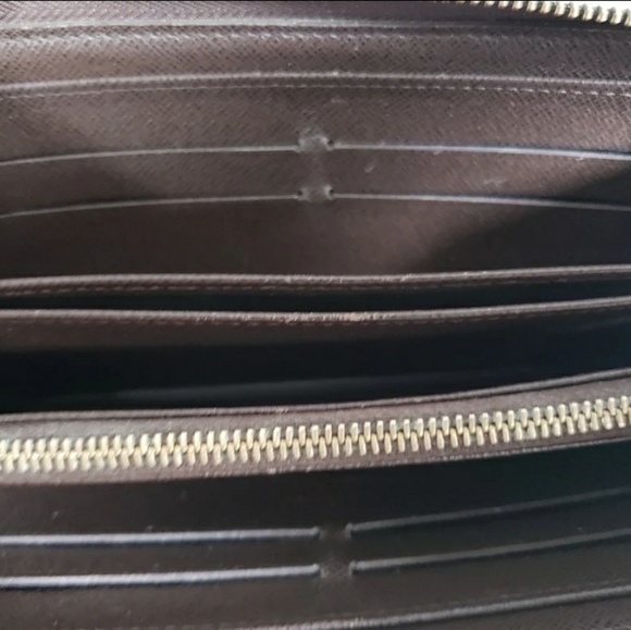 Louis Vuitton Zippy Damier Ebene Long Wallet - Picture 11 of 15